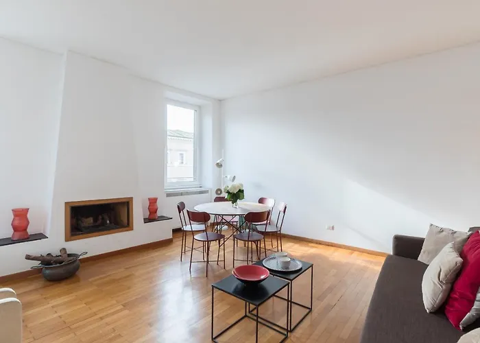 Amazing Penthouse With Private Terrace In Trastevere *