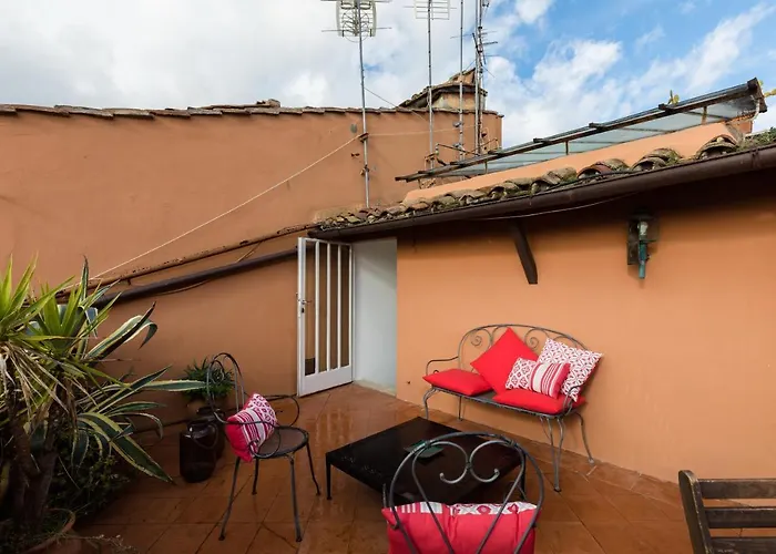 Amazing Penthouse With Private Terrace In Trastevere דירה
