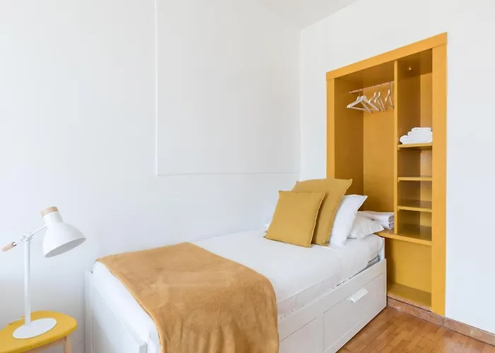 Daire Amazing Penthouse With Private Terrace In Trastevere *